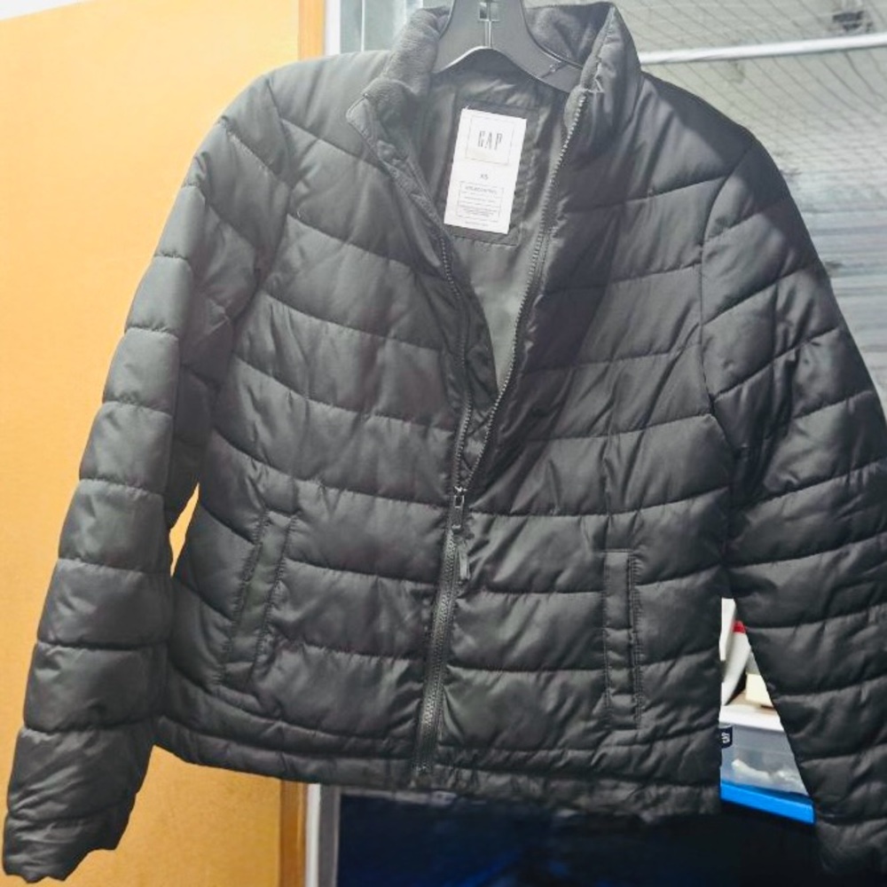 GAP Quilted Black Puffer. Size XS